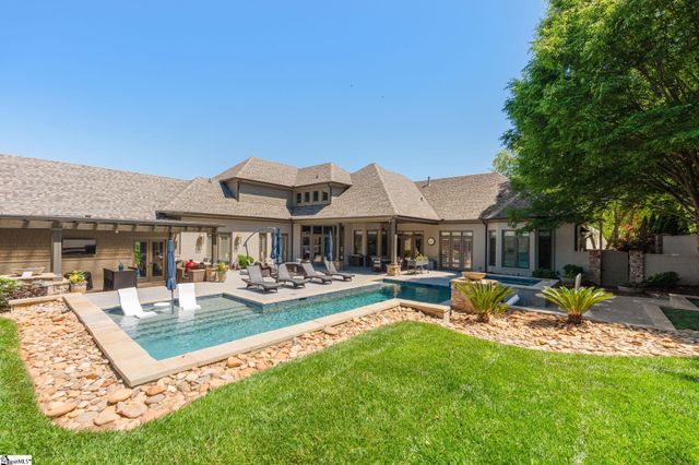 305 Chancery Lane, Simpsonville, SC 29681