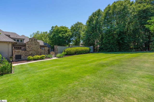 305 Chancery Lane, Simpsonville, SC 29681
