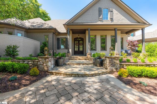 305 Chancery Lane, Simpsonville, SC 29681