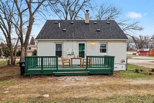 5825 N Newburgh Road, Westland, MI 48185