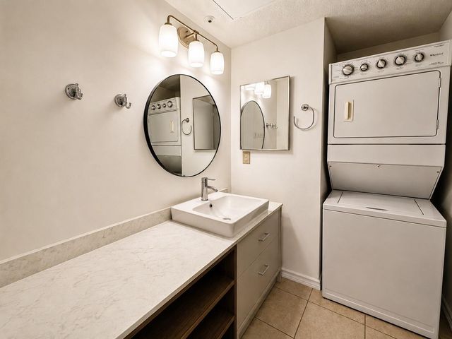 10811 Richmond Avenue 5, Houston, TX 77042