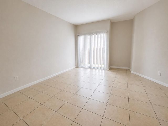 10811 Richmond Avenue 5, Houston, TX 77042