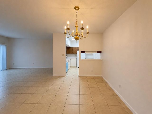 10811 Richmond Avenue 5, Houston, TX 77042