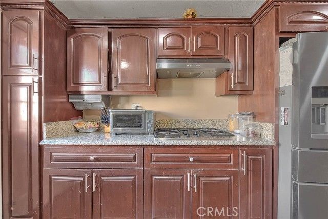 527 waringwood Road, La Puente, CA 91744