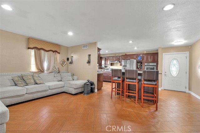 527 waringwood Road, La Puente, CA 91744