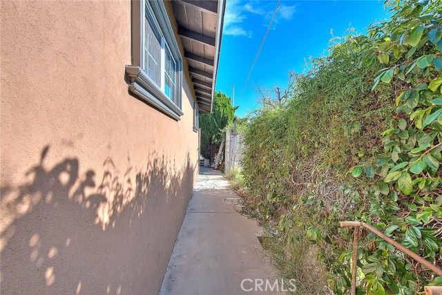 527 waringwood Road, La Puente, CA 91744