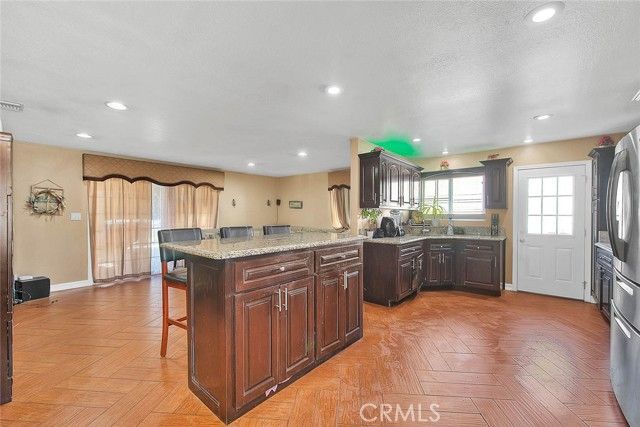 527 waringwood Road, La Puente, CA 91744