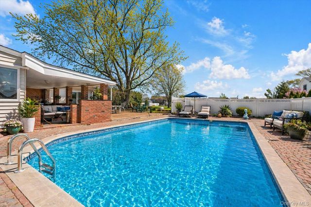 119 Ocean Avenue, Massapequa, NY 11758