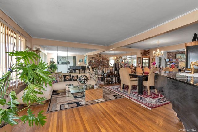 119 Ocean Avenue, Massapequa, NY 11758