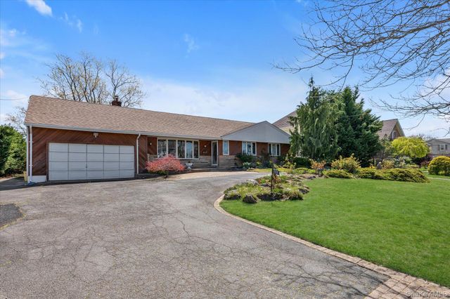 119 Ocean Avenue, Massapequa, NY 11758
