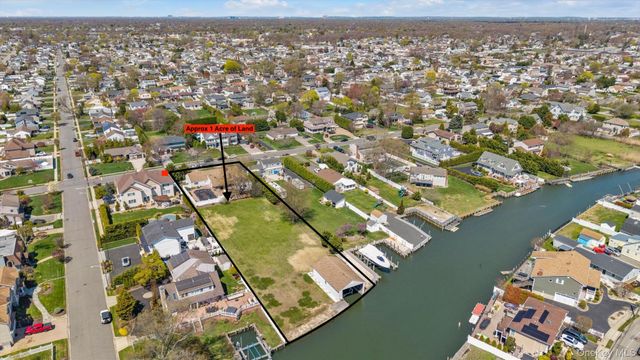 119 Ocean Avenue, Massapequa, NY 11758