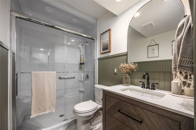 4005 NW 9TH COURT, Gainesville, FL 32605