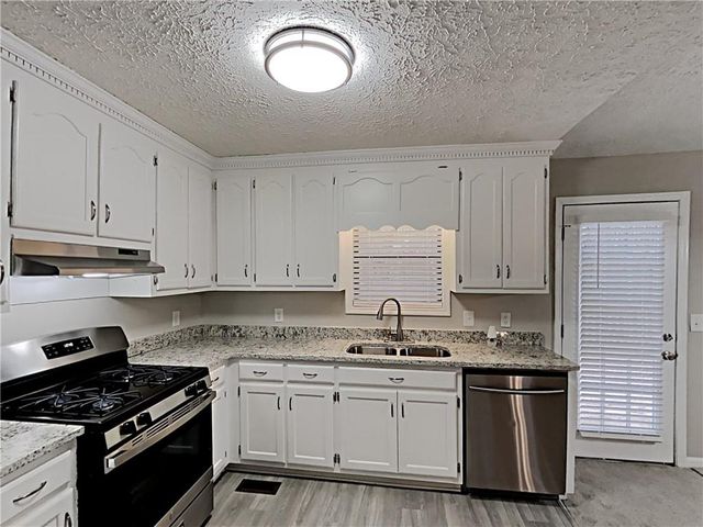 3548 Cherokee Overlook Drive, Canton, GA 30115