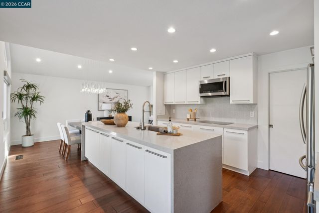 621 Birchwood Ct, Danville, CA 94506