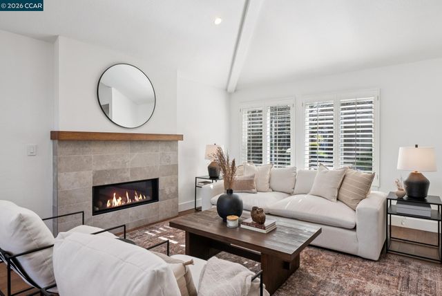 621 Birchwood Ct, Danville, CA 94506