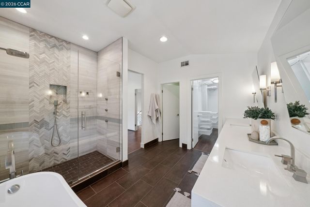 621 Birchwood Ct, Danville, CA 94506