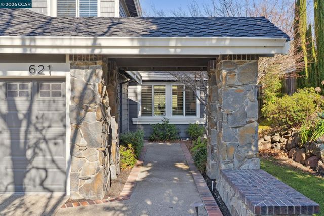 621 Birchwood Ct, Danville, CA 94506