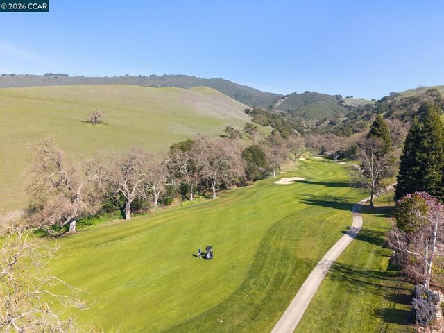 621 Birchwood Ct, Danville, CA 94506