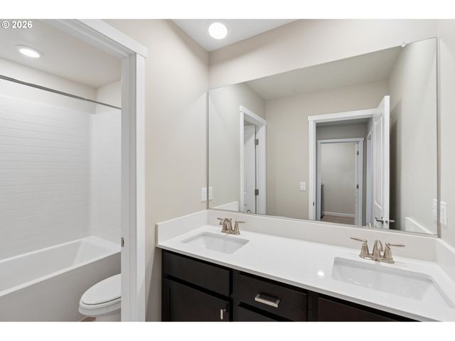 7104 Ne 155TH Pl, Vancouver, WA 98682