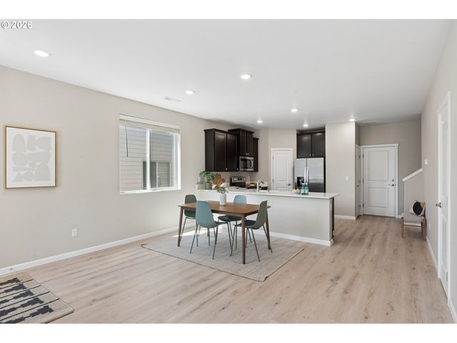 7104 Ne 155TH Pl, Vancouver, WA 98682