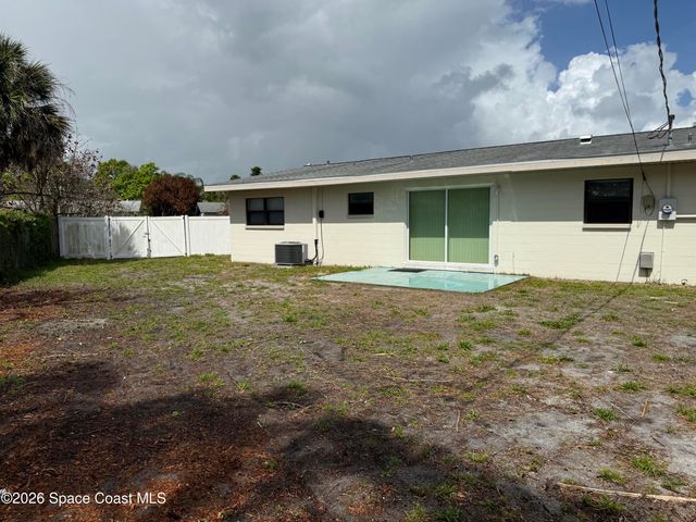 21 Rosevere Way, Melbourne, FL 32901