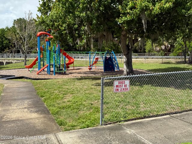 21 Rosevere Way, Melbourne, FL 32901