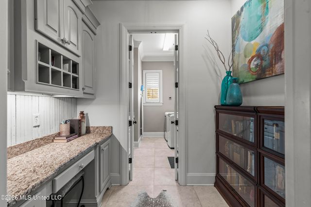 124 Lake Village Drive, Madison, MS 39110