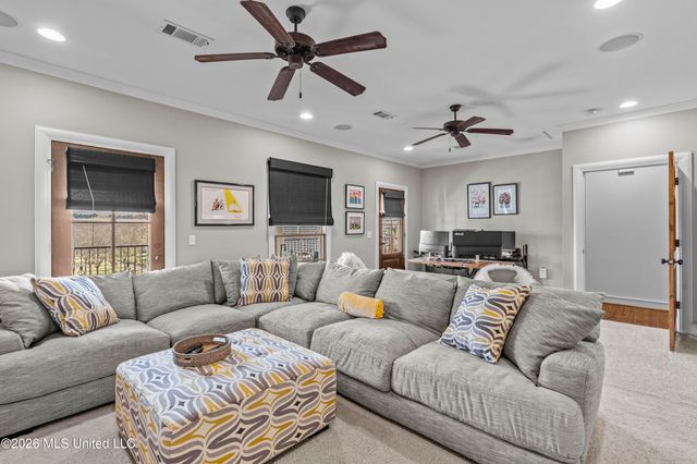 124 Lake Village Drive, Madison, MS 39110