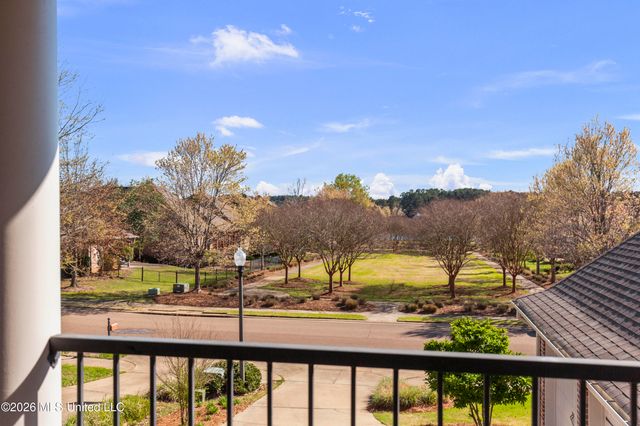 124 Lake Village Drive, Madison, MS 39110