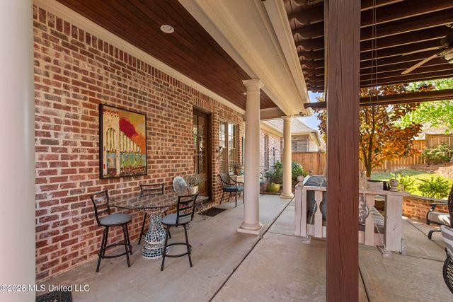124 Lake Village Drive, Madison, MS 39110