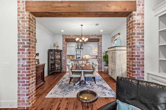 124 Lake Village Drive, Madison, MS 39110