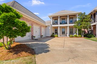 124 Lake Village Drive, Madison, MS 39110