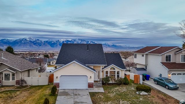6731 S ADVENTURE WAY, West Jordan, UT 84081