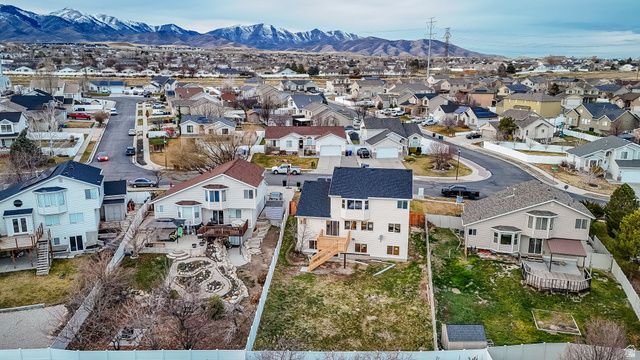 6731 S ADVENTURE WAY, West Jordan, UT 84081