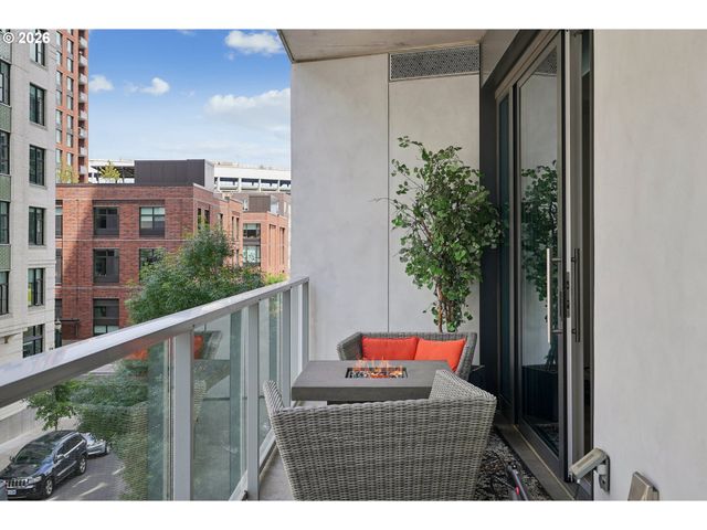 1150 Nw QUIMBY St 322, Portland, OR 97209
