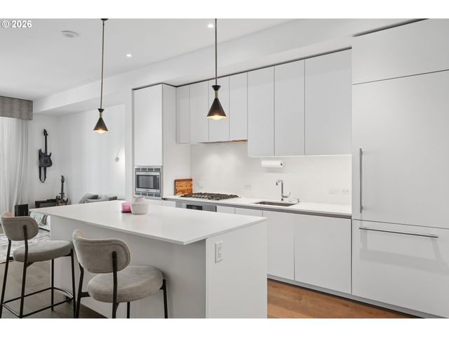 1150 Nw QUIMBY St 322, Portland, OR 97209