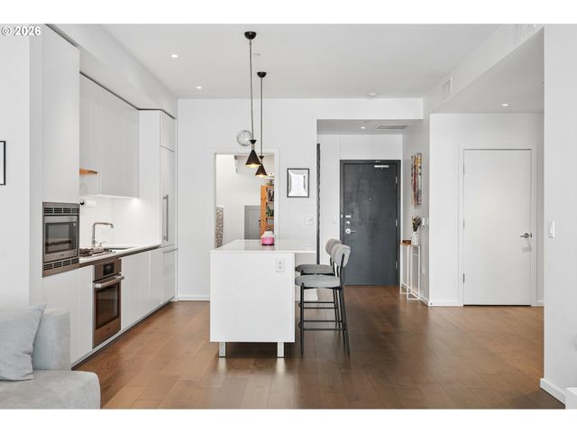 1150 Nw QUIMBY St 322, Portland, OR 97209