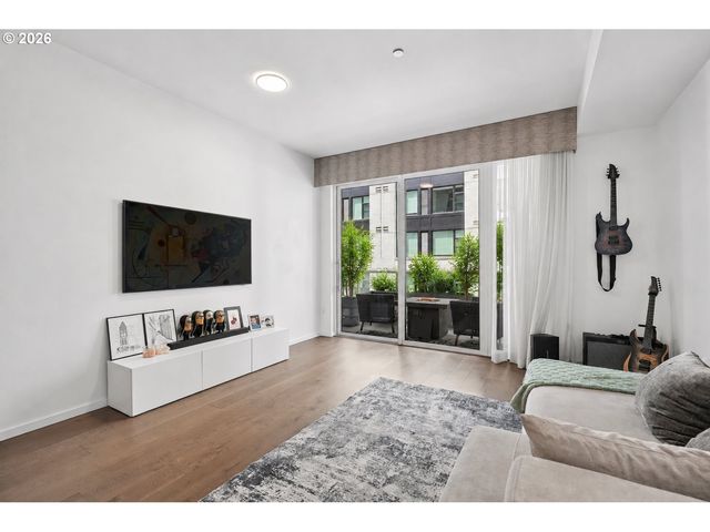 1150 Nw QUIMBY St 322, Portland, OR 97209