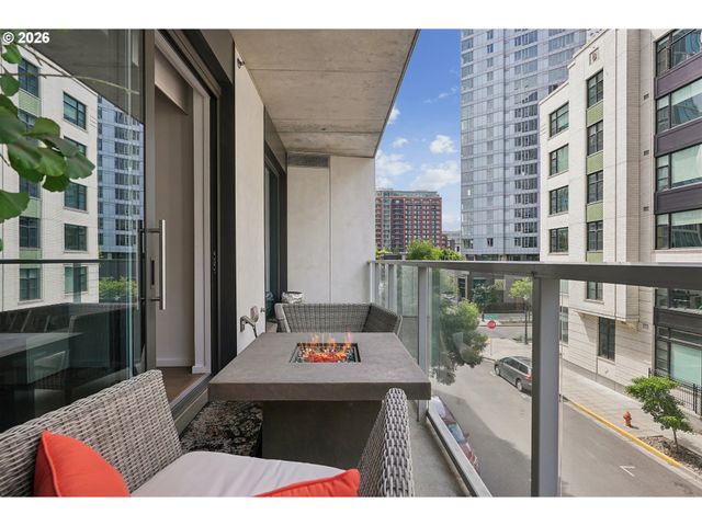 1150 Nw QUIMBY St 322, Portland, OR 97209