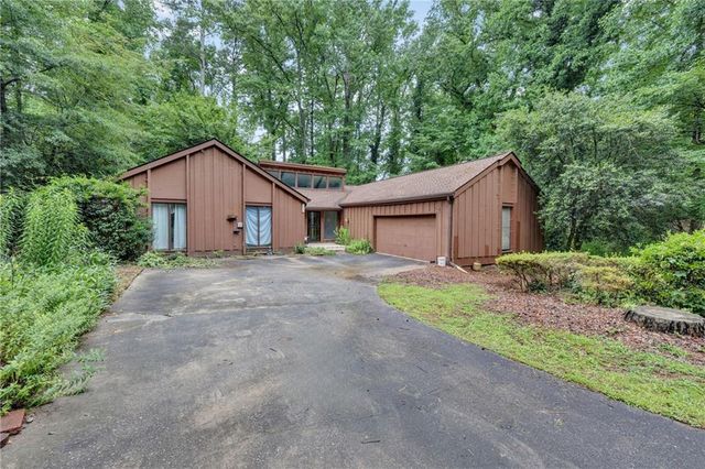 4583 Cedar Park Drive, Stone Mountain, GA 30083