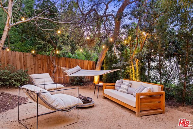 6642 Emmet Terrace, Los Angeles, CA 90068