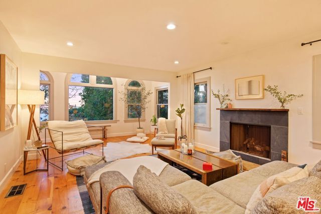 6642 Emmet Terrace, Los Angeles, CA 90068