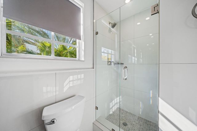 130 Yacht Club Drive 2, North Palm Beach, FL 33408