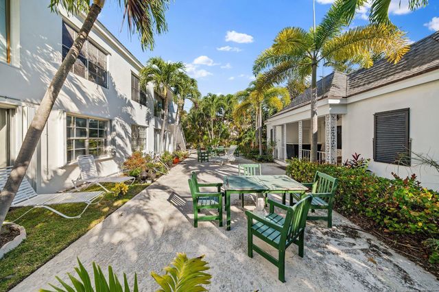130 Yacht Club Drive 2, North Palm Beach, FL 33408