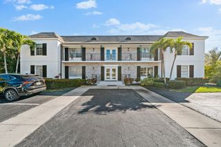 130 Yacht Club Drive 2, North Palm Beach, FL 33408
