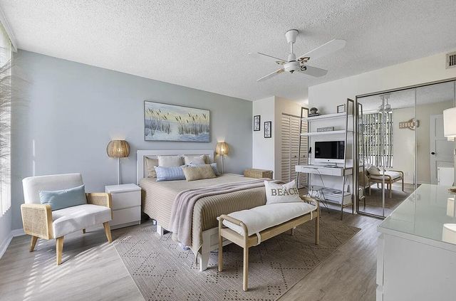 5722 Coral Lake Drive 210, Margate, FL 33063