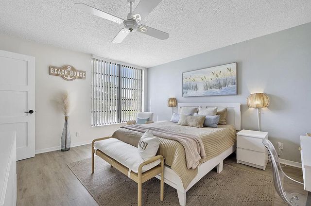 5722 Coral Lake Drive 210, Margate, FL 33063