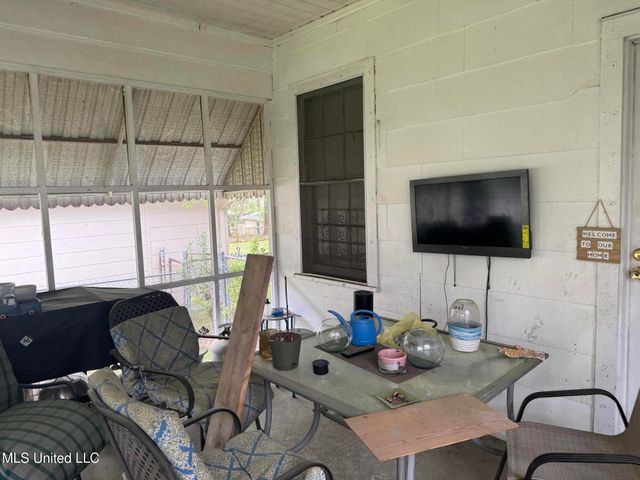 3923 Azalea Drive, Jackson, MS 39206