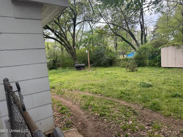 3923 Azalea Drive, Jackson, MS 39206