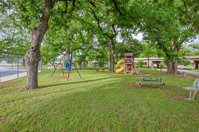 111 Songwood Drive, Weatherford, TX 76087